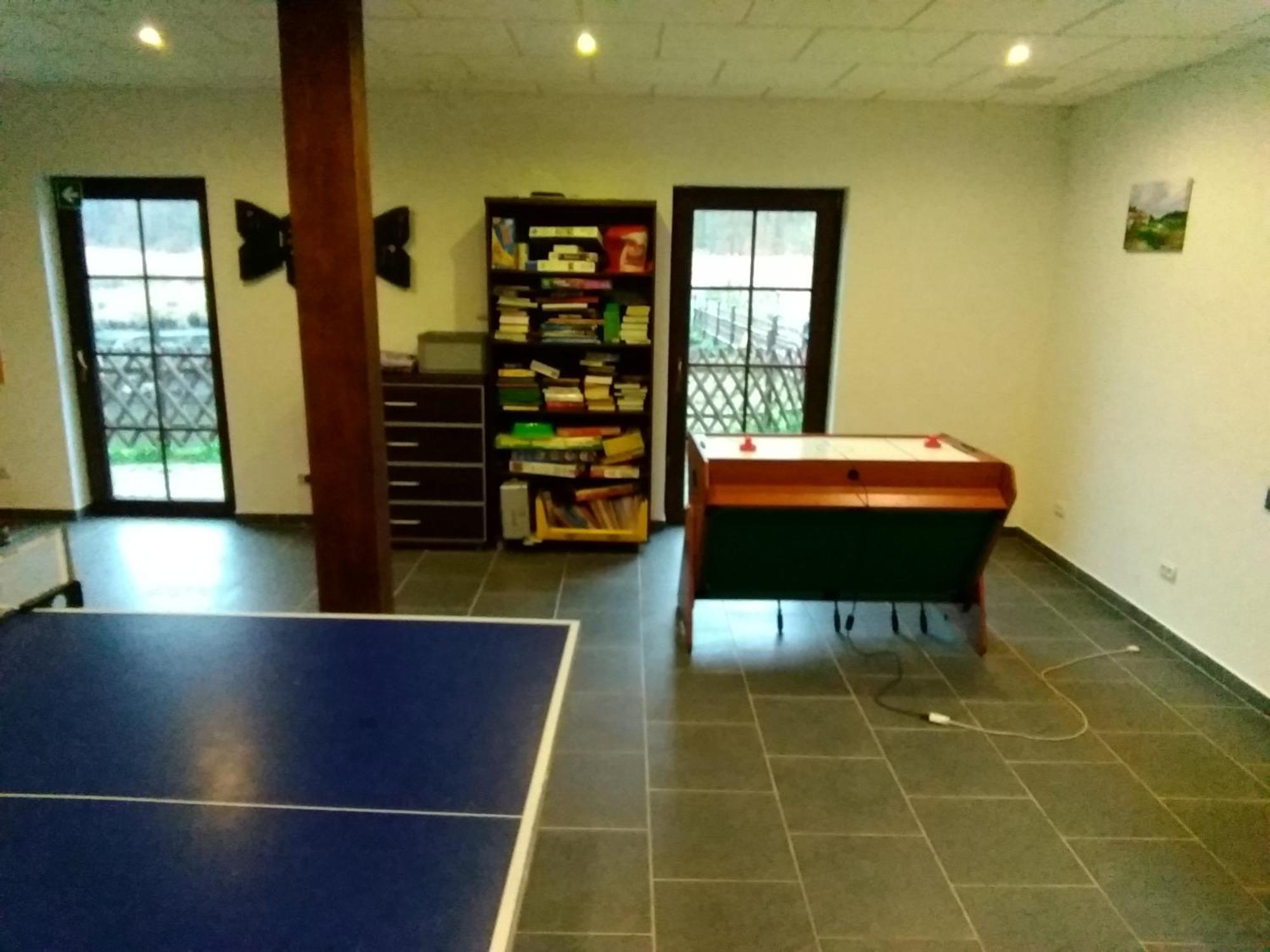 Apartamenty, Domki, Wedkowanie บาร์ลิเนค ภายนอก รูปภาพ