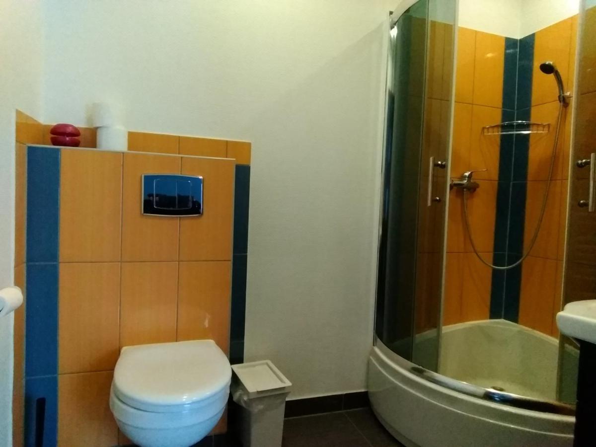Apartamenty, Domki, Wedkowanie บาร์ลิเนค ภายนอก รูปภาพ